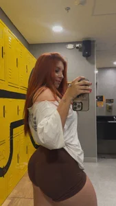 Public de Emma_Q0  4 Imagens