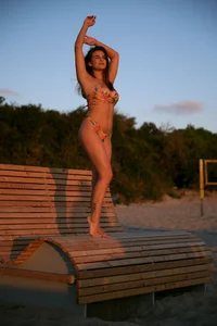 MinaHellmeier Public Pic 3