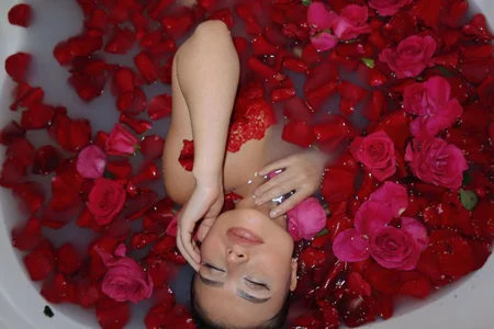 ivonny_miller 🌹 Luxury Valentine 💌💎 Pic 3