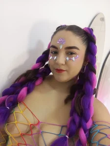 Dakota_Hills pink and violet 😘 Pic