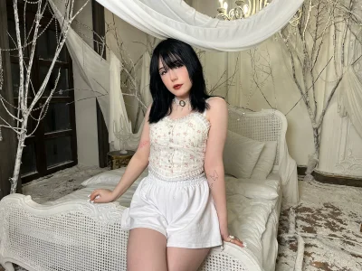 YONA_WINK 💋 Pic 3