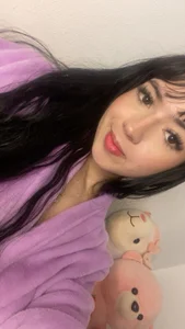 JeyLuxx Hello👅 Immagine  3