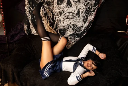 yiyi_csのhalloween with yiyi 🕷️🕸️🍑🥺の 6枚の写真