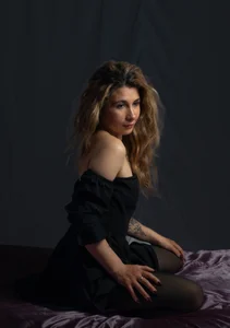 SharaRoades Tease Me 😈  4টি ছবি