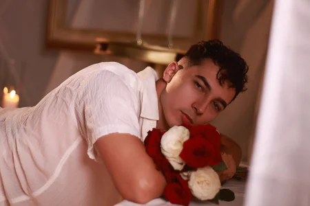 😈 Hot Valentine’s Surprise 🔥 de Cody_crown  Imagens