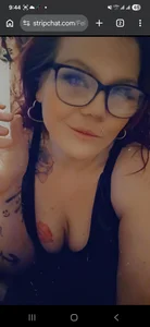 FelicityFreeze69 You love free previews - {count, plural, one {תמונה אחת} two {שתי תמונות} many {# תמונות} other {# תמונות}}