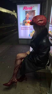 SourMidday kullanıcısının Mini photo shoot of my business outfit albümü -  fotoğraf