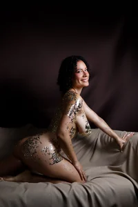 cailynhot Golden girl 圖片 8