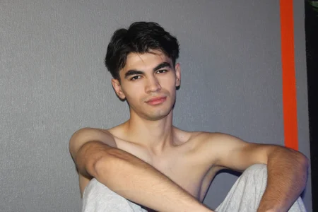 Public od JaremyHarris  7 snímek