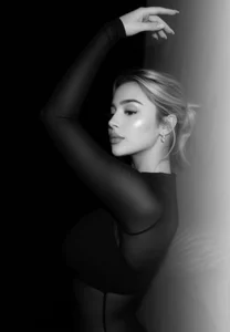 Mia_sofiia21 Glamorous 💃 사진