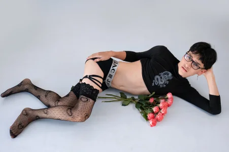 A rose? 🌷 od AustinFluf  4 snímek