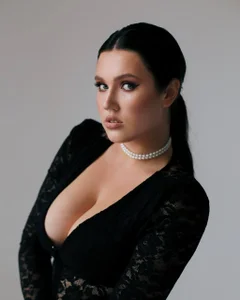 Kassandra__grey Public Pic