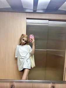 LisaAgain's photo