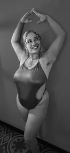 Alesandrarouse Public Pic 5