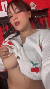 sarita_moller Sexy chica 🤭🤭 Pic 2