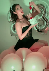Ivy_Starr_ My Birthday 🎂🎉 Pic 4