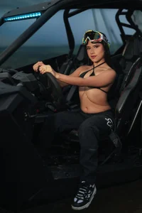 Danaa_Rousee_ Public Pic