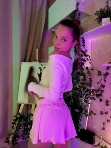 JulieLupo just sexy Immagine  5