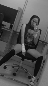 sexy_butterfly_1 Black and white Bilde 2