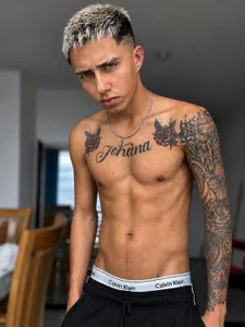 MarioBeckman Public Foto