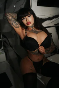 Diosathedoll Public Immagine  2