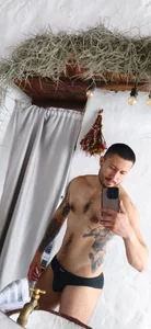 Nathan_rivers Bathroom selfies รูป  2