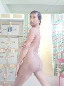 New adult modeling de superv5  3 Imagens