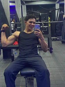 Peterr_parkerr gym Foto