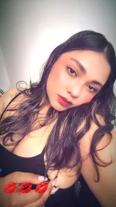 Abril_Gomez06 photos moment of transmission🥴 Bilde 6