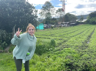 Alirawrz Just bc Pic 9