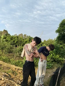 Delicious-boys-001 Public Pic 6