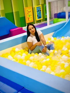 AllisonCherris Public Poză 6