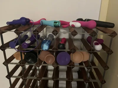 LadyMissNipsnLips My old wine rack. Made new use for it LOL Immagine 