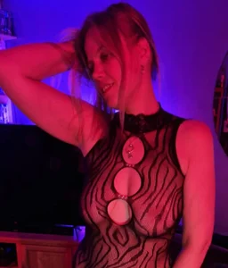 XXXHornyMilf Public Foto 2