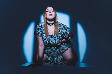 NiickyJones Your favorite girl Pic 8