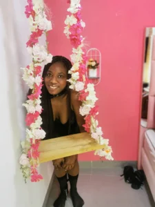 Roxan-hot69 Public Pic 6
