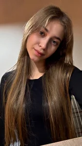 Julie_Castle Public Pic 9