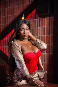 The best way to get rid of temptation is to fall into it. 💖 de Lola_King Foto 3