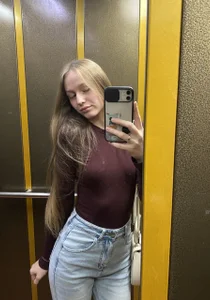 Viktoria_Vibes Public  3টি ছবি