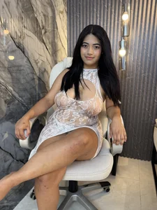 anny_scotte Public Pic 4