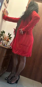 Morena manhosa". de ianaellem  Imagens