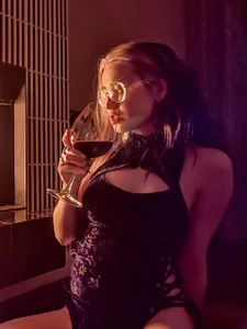 Dark_Lucious Wine, cami and me! Pic 7