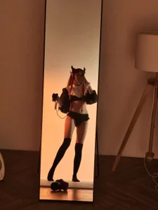 Mia_Meowkiss Public Pic