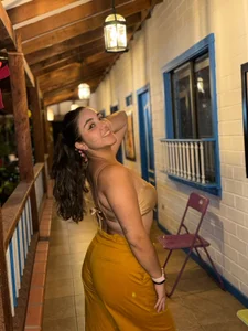 Celeeste_Blair: Public ( фото)