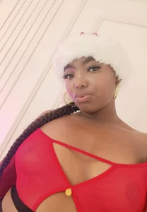 Kenia_Stormのyour gift of christmas 🥵の 5枚の写真