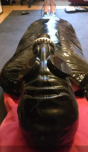 Public de RubberFetish89  4 photos
