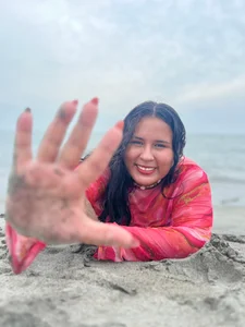 SOPHI_MORGANN Public টি ছবি