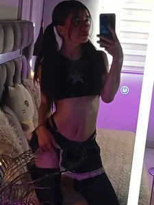 I'am sexy doll?🥺🥴🥵 od Jade_sexydoll  snímek