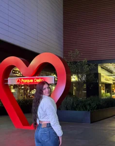 Hailey-Fox More about me Pic 4