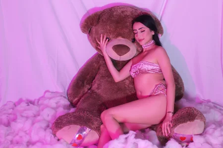 Velvet & Kisses 💄💗 de Profanared_  7 photos